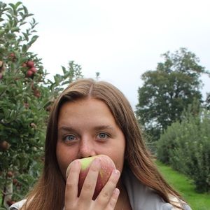 Meet your Posher, Emma